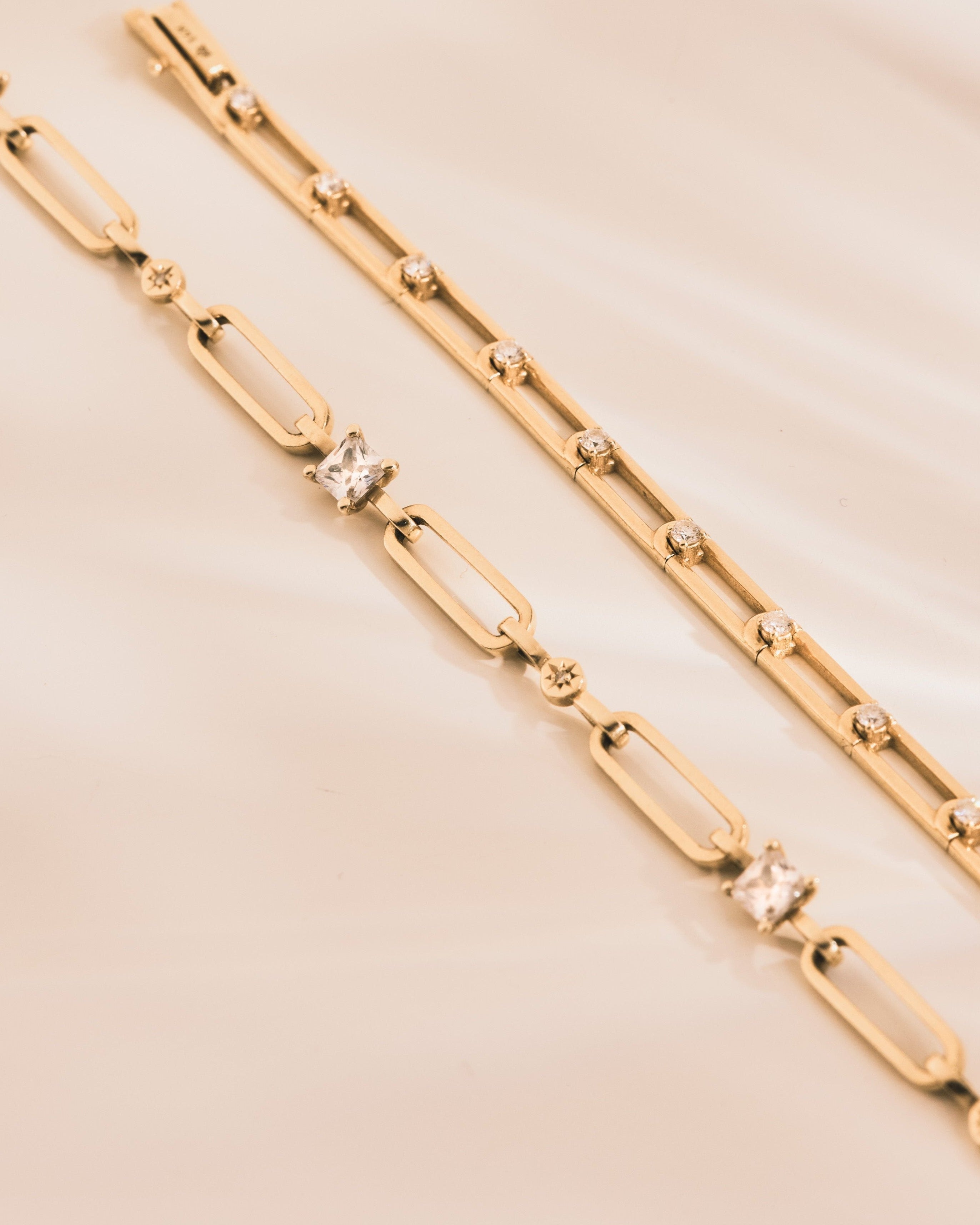 צמיד נורה יהלומים