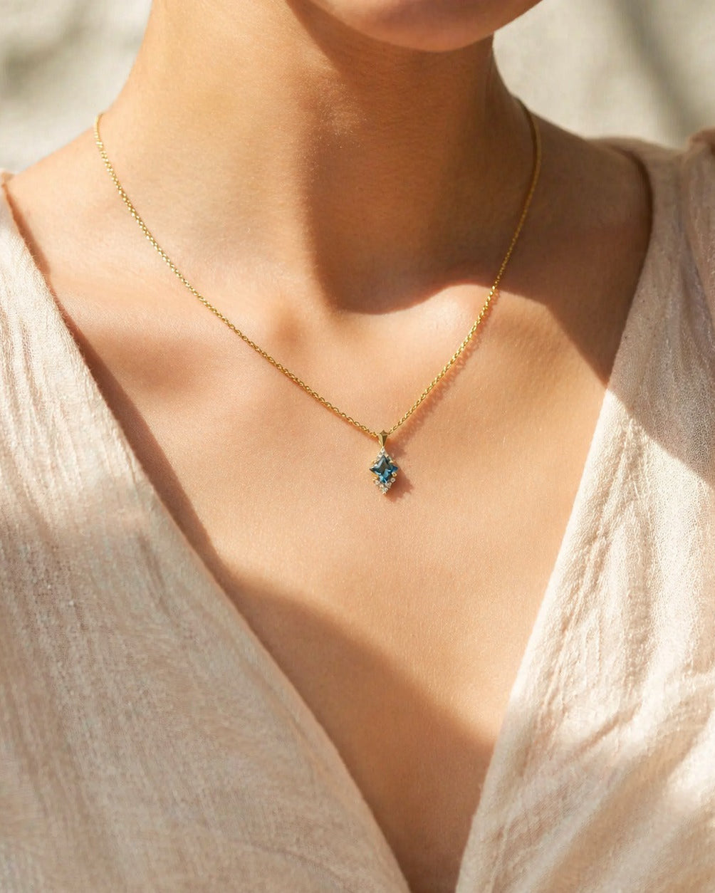 שרשרת ג׳ולייט בלו טופז