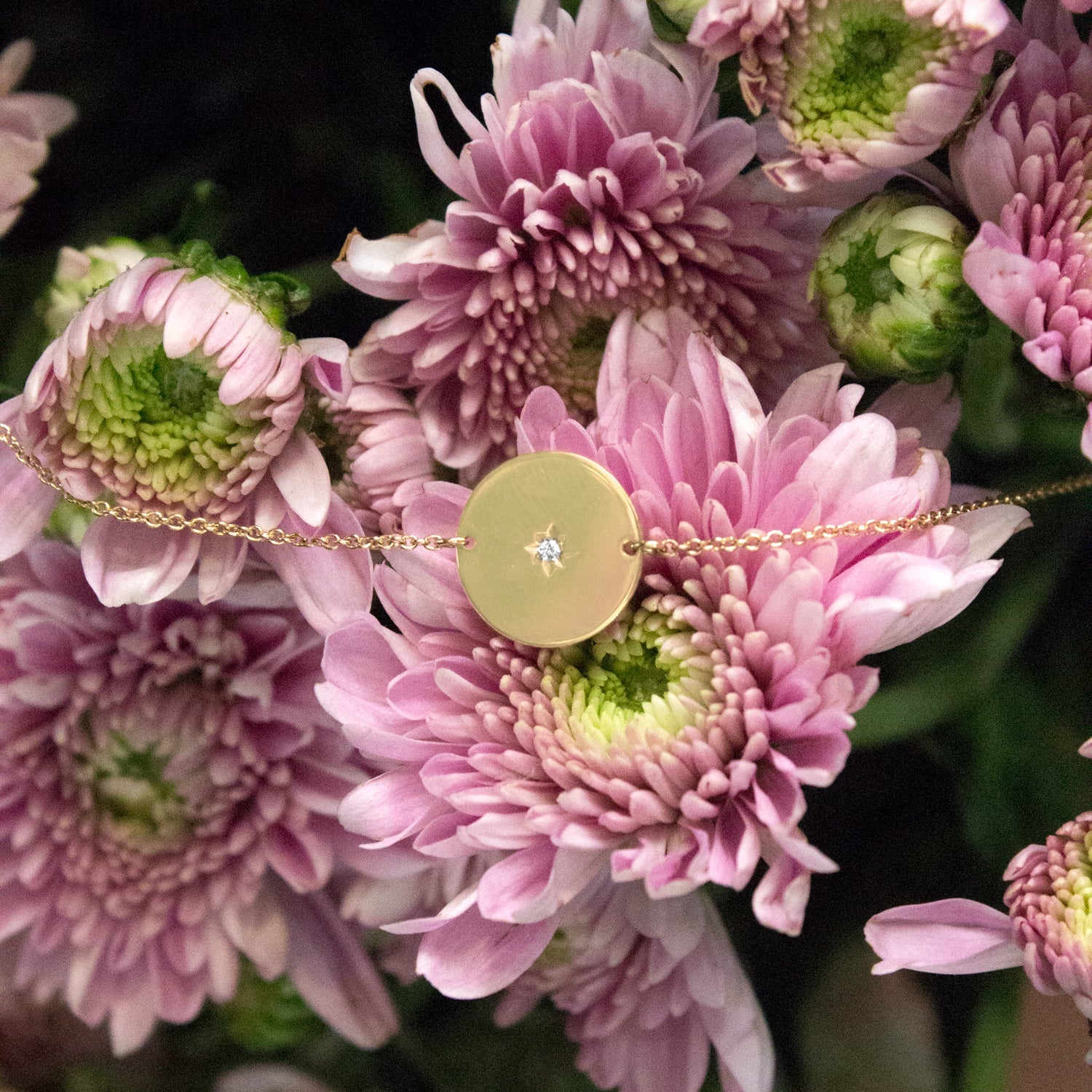 צמיד קיארה עם יהלום לבן בשיבוץ כוכב