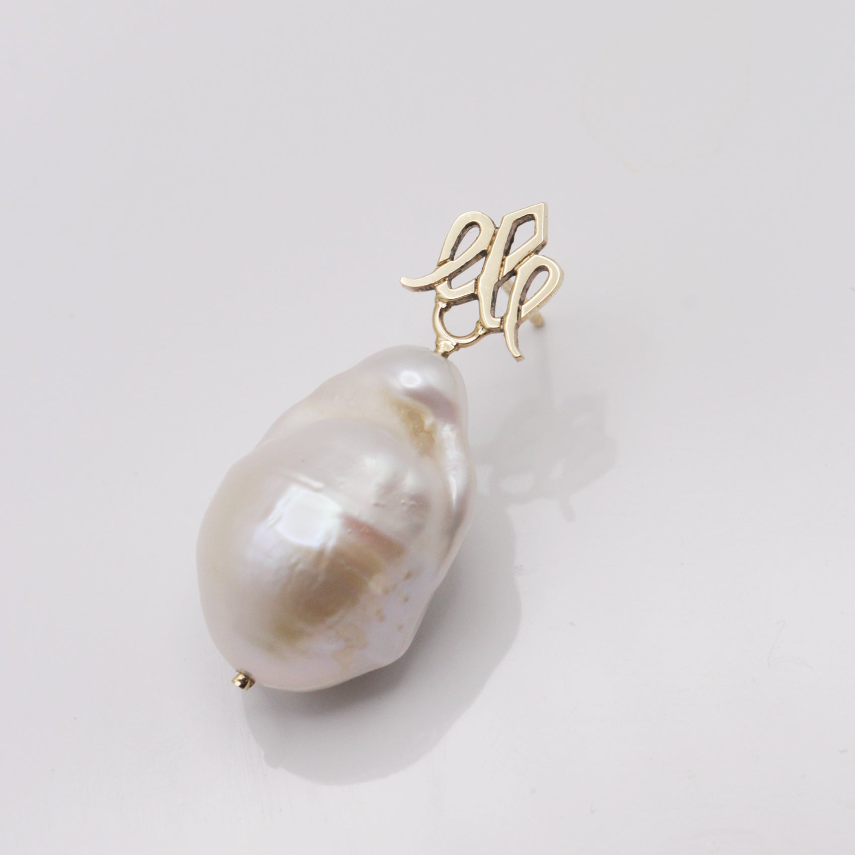 עגיל בארוק גדול