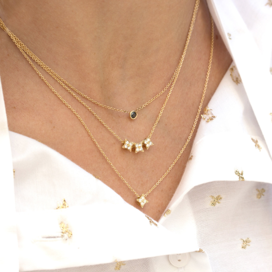 שרשרת מרגריטה עם יהלום שחור