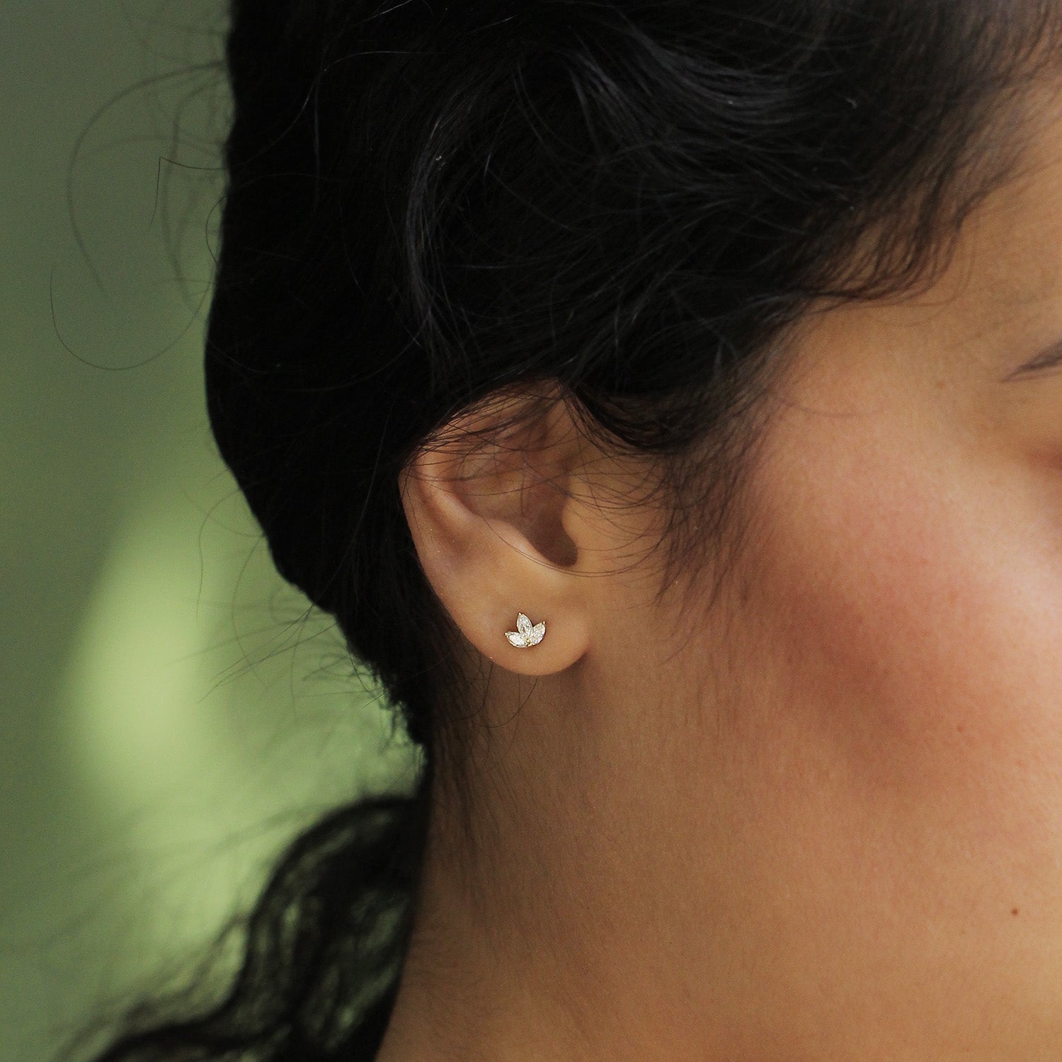 עגיל פרנסואז יהלומים לבנים