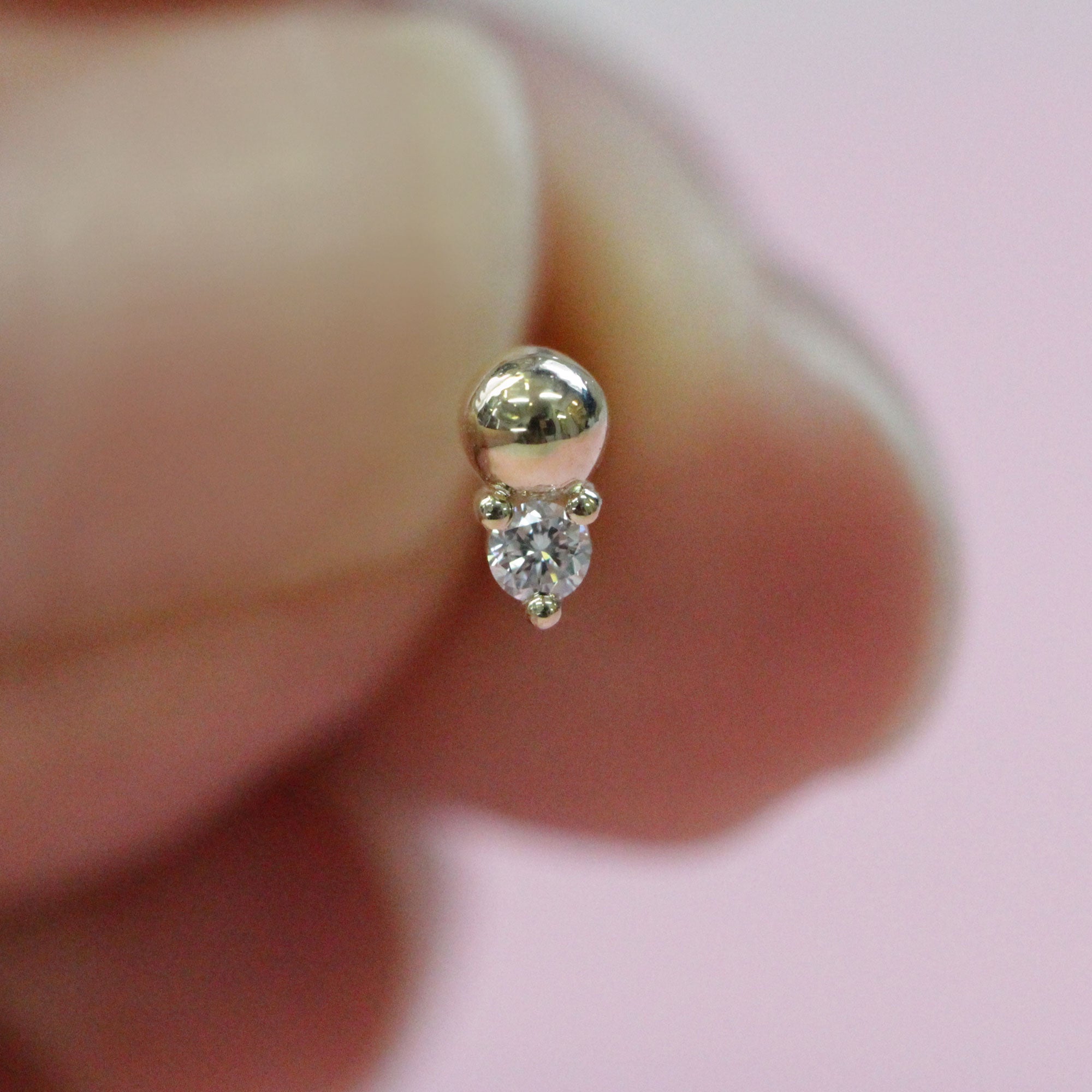 עגיל פירסינג מארי יהלום לבן