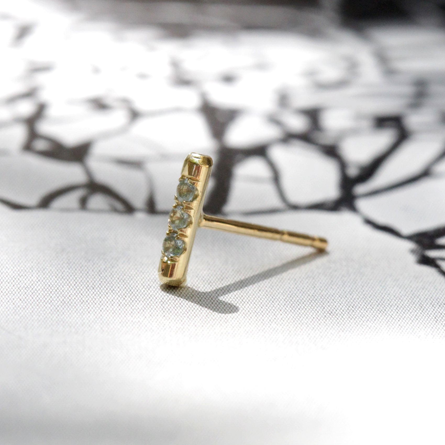 עגיל ואלרי עם אקוומרין