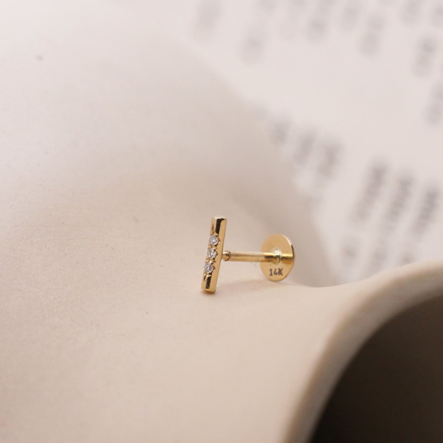 עגיל פירסינג ואלרי יהלומים לבנים