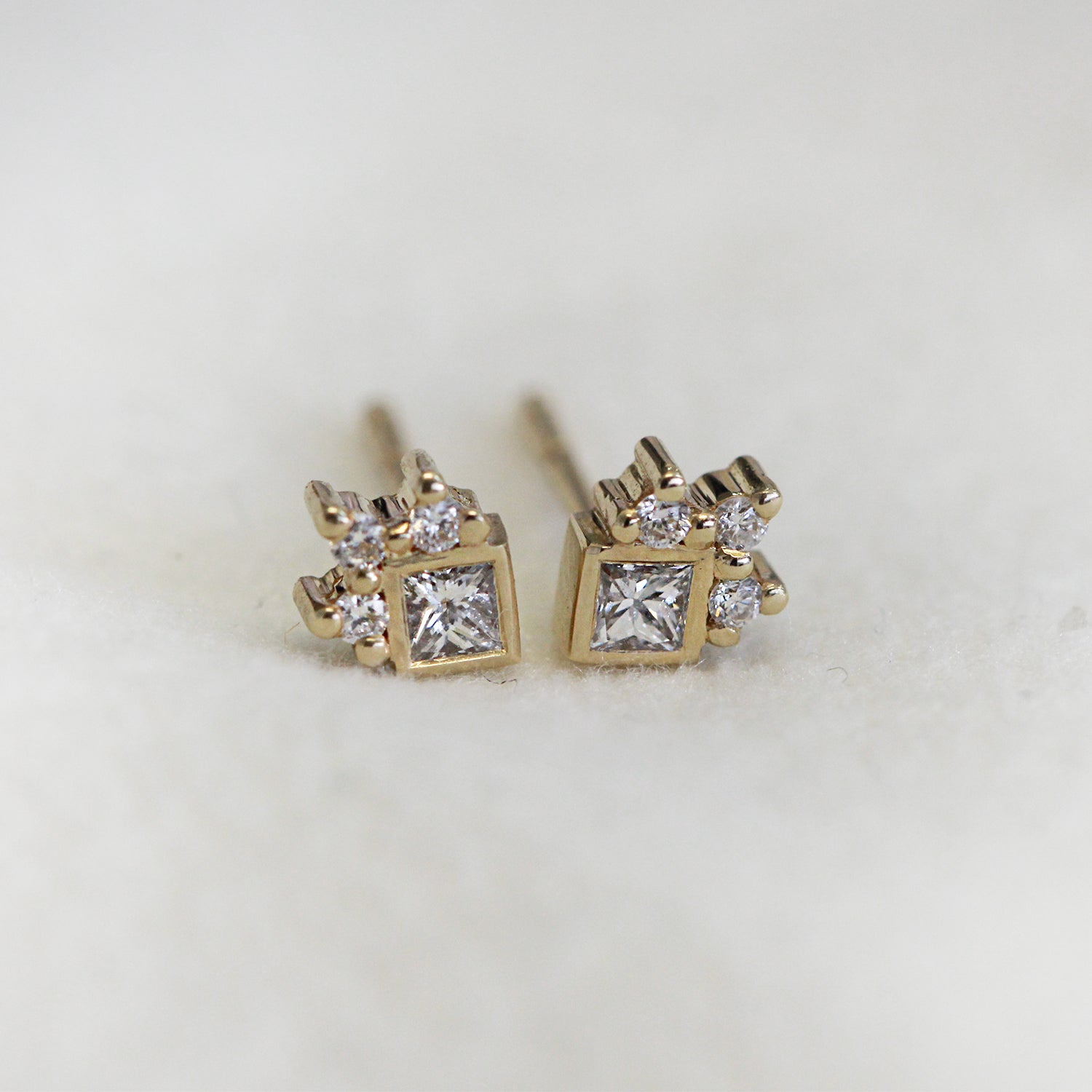 עגיל ורוניקה