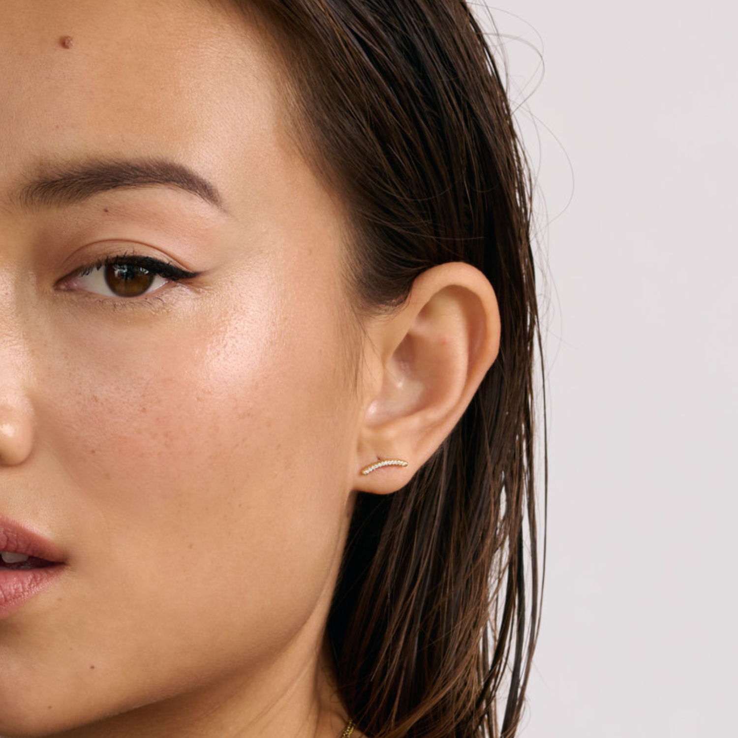 פירסינג 16 - יהלומים לבנים