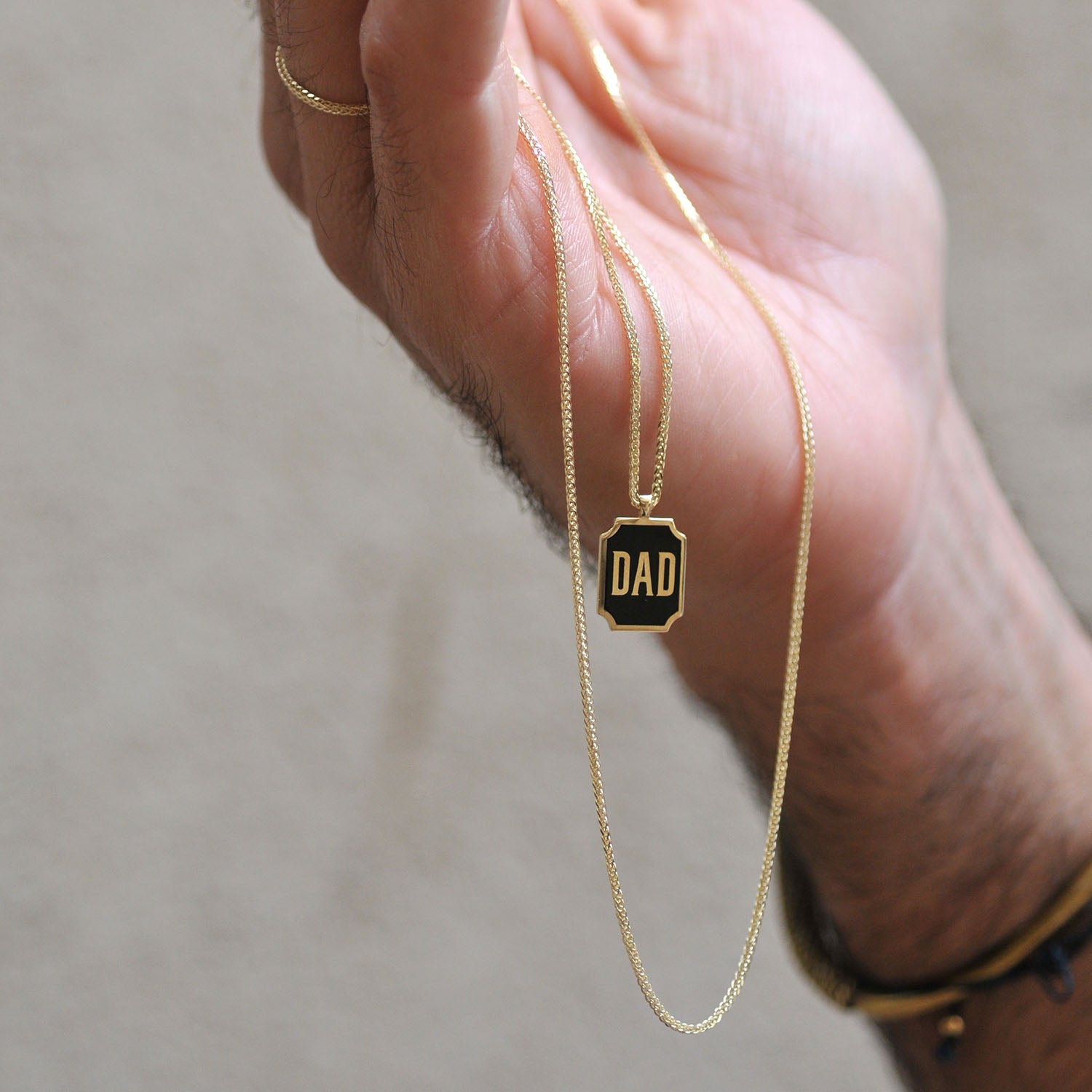 שרשרת DAD \ MOM