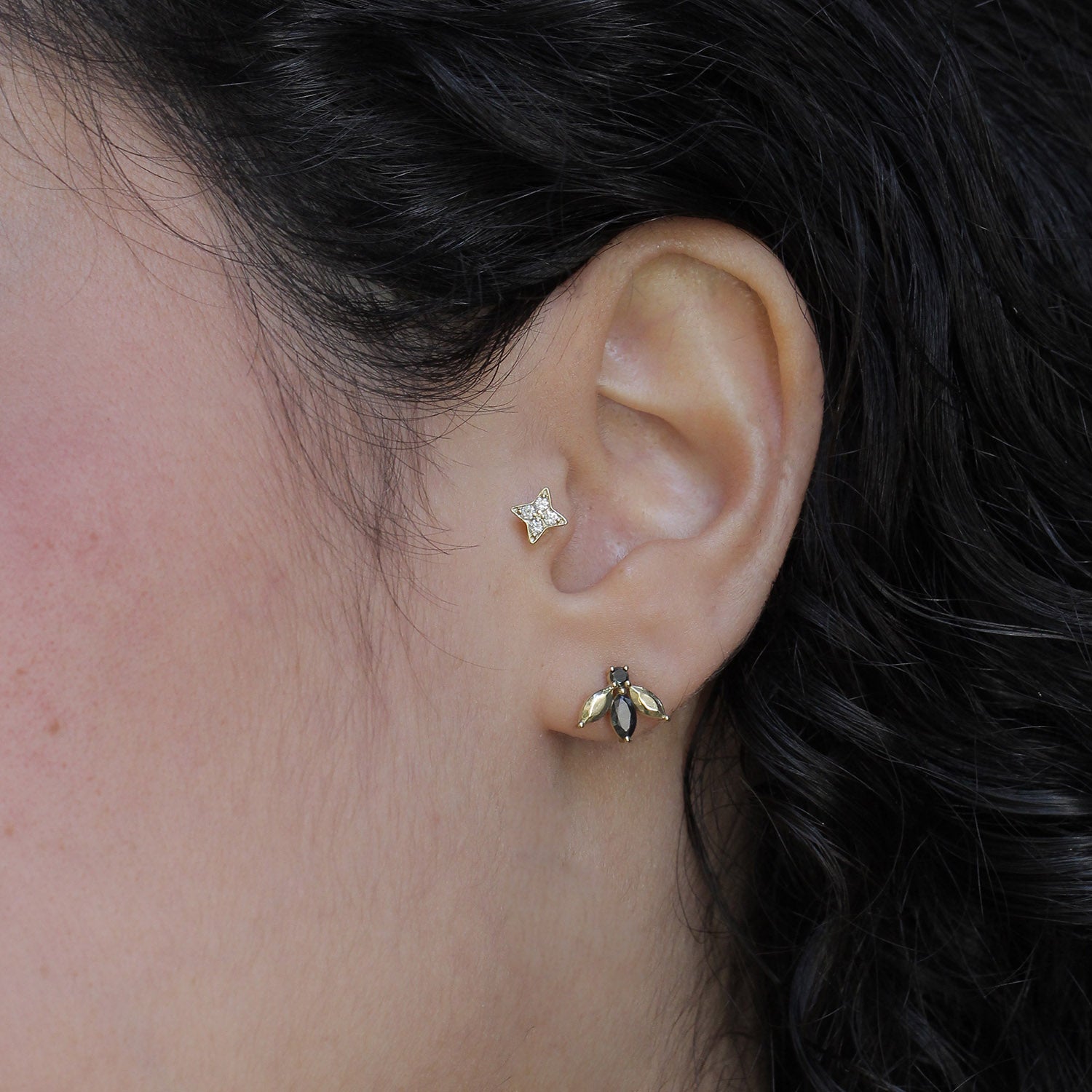 עגיל פאולין יהלומים שחורים