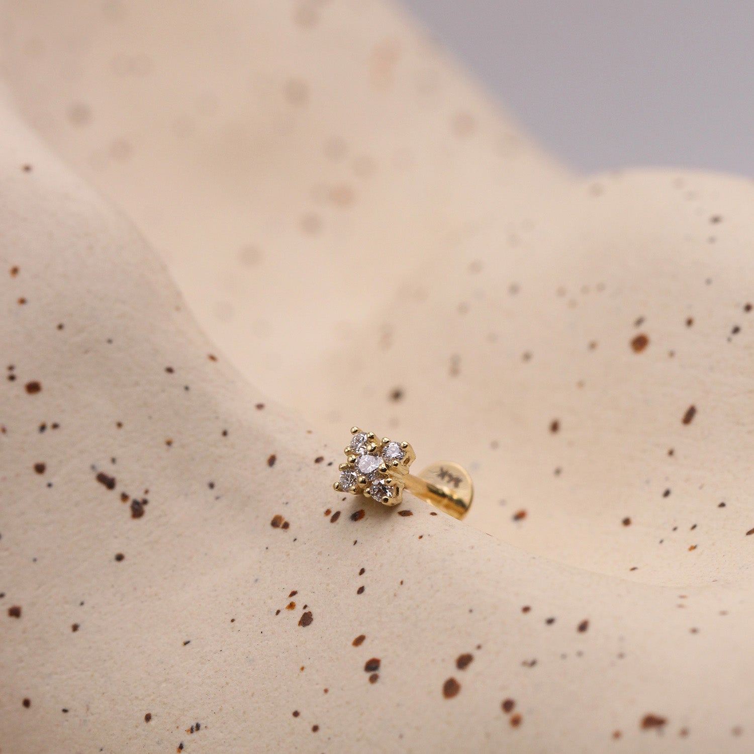 עגיל פירסינג מיני אליאנה יהלומים לבנים