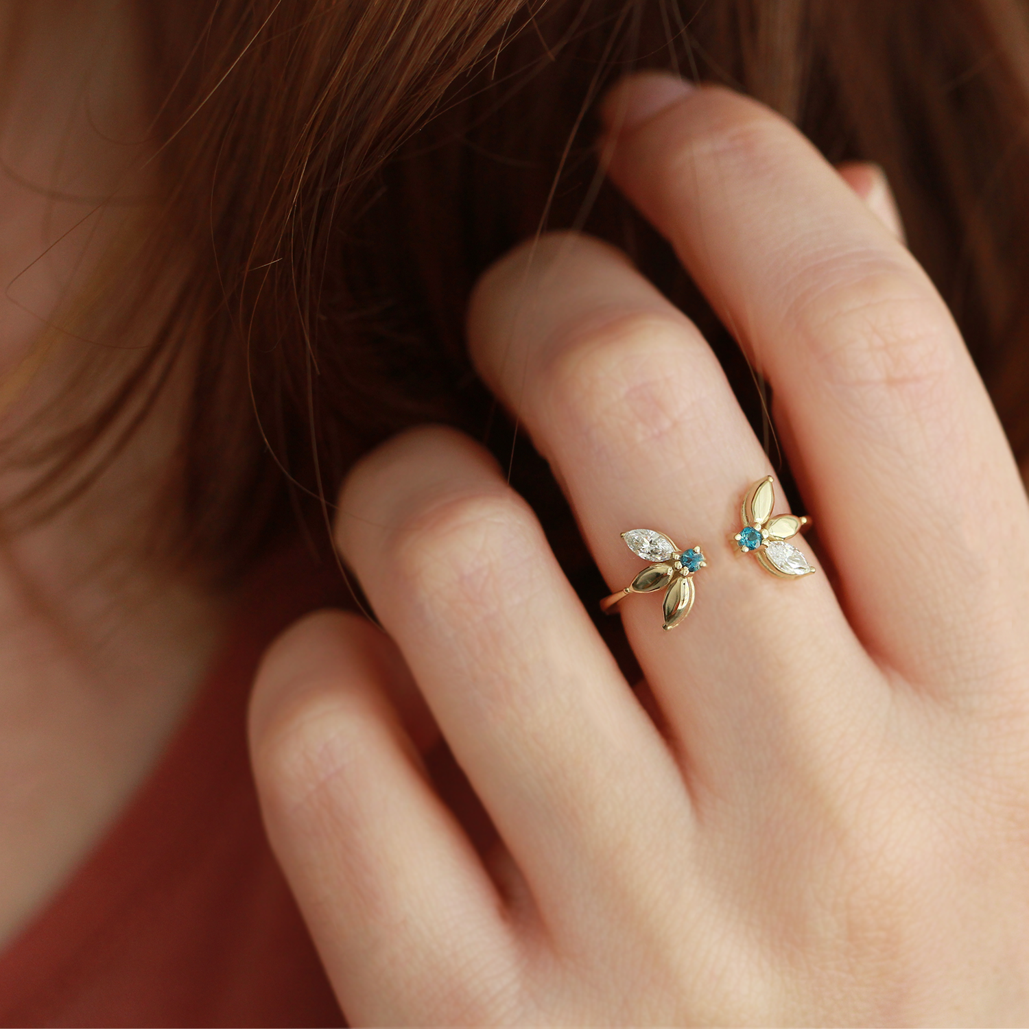 טבעת ז'אן בקו מוגדלת בלו טופז ויהלומים