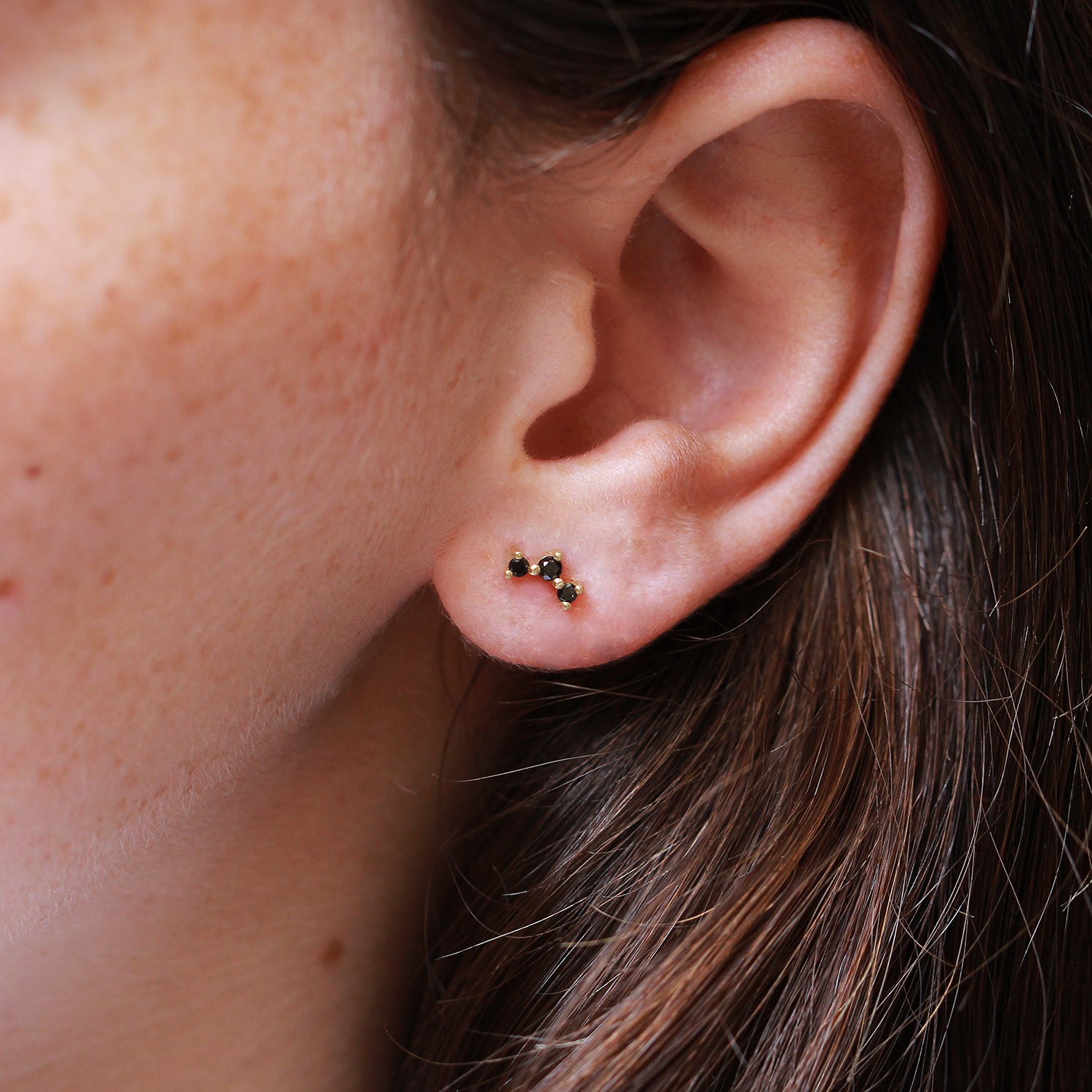 עגיל פרידה יהלומים שחורים