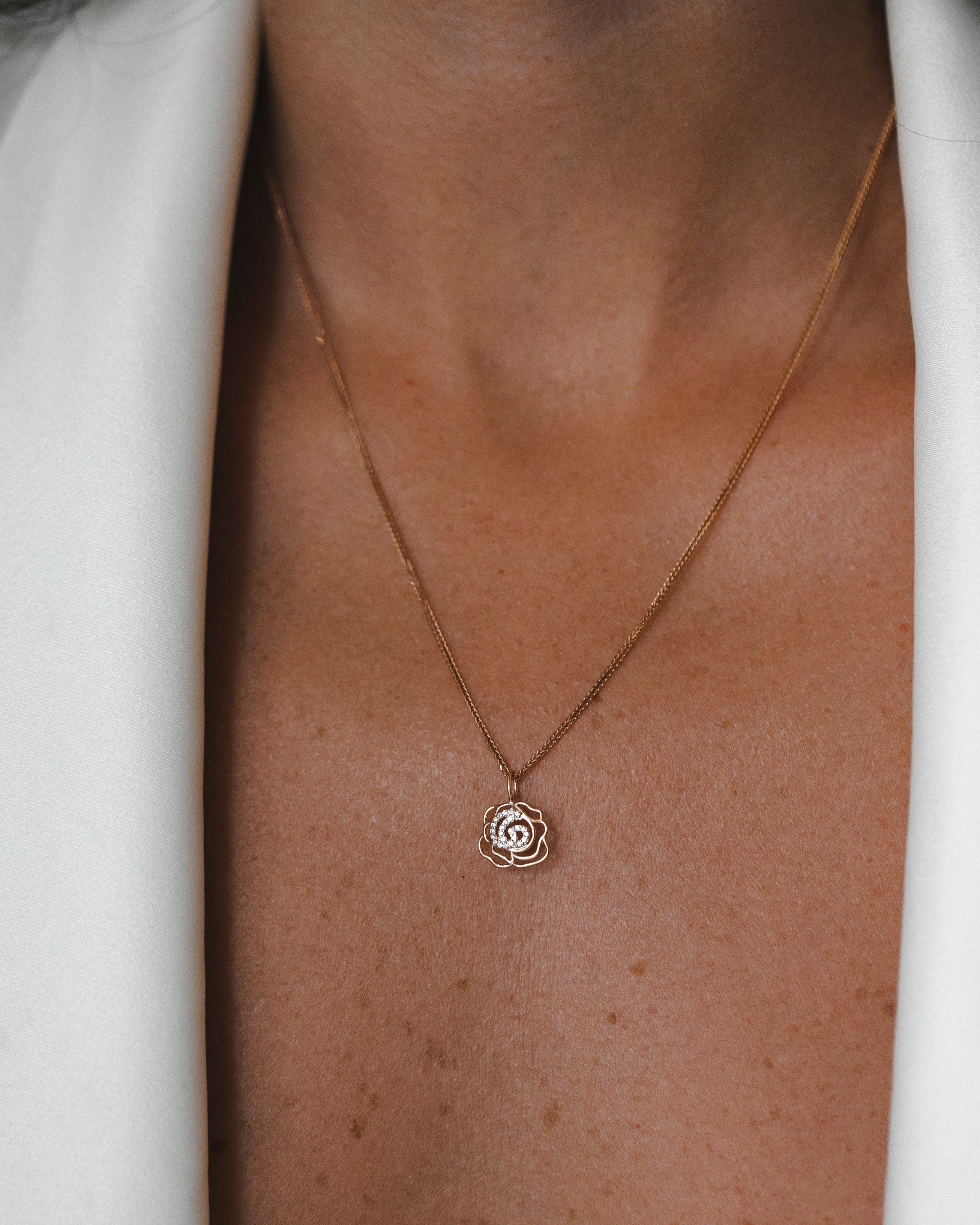 השרשרת לבת של תומר