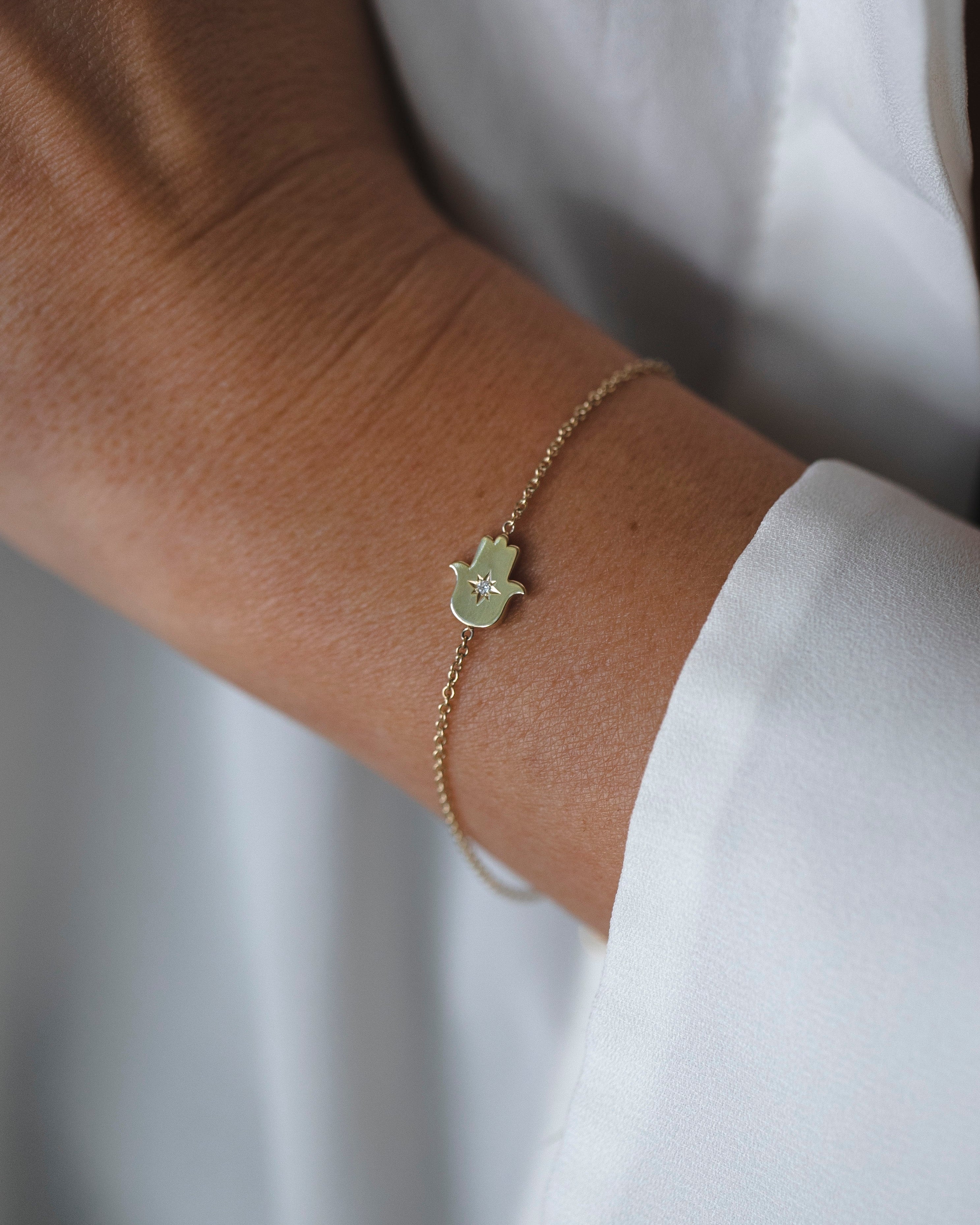 צמיד חמסה יהלום לבן