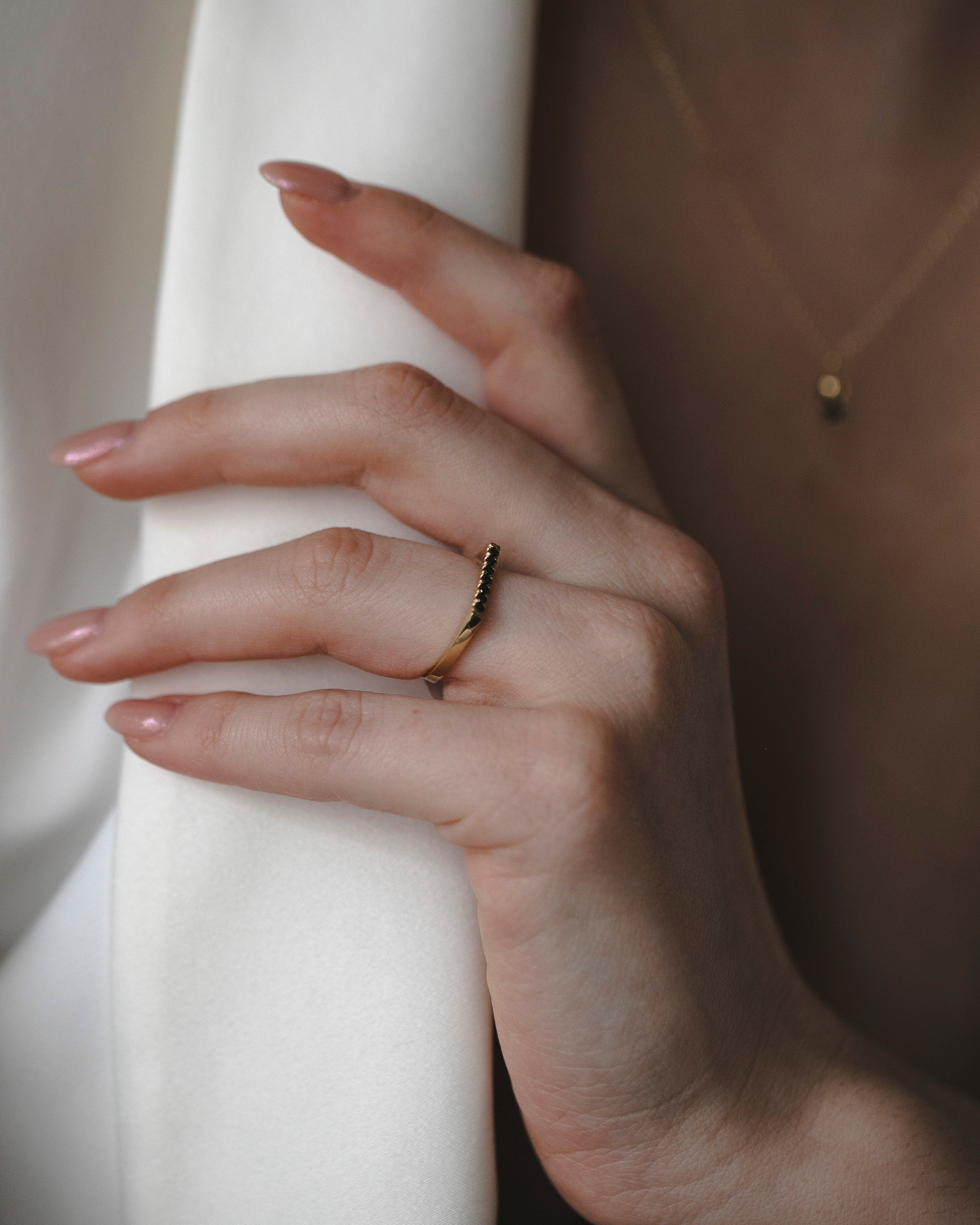 טבעת קארי יהלומים שחורים