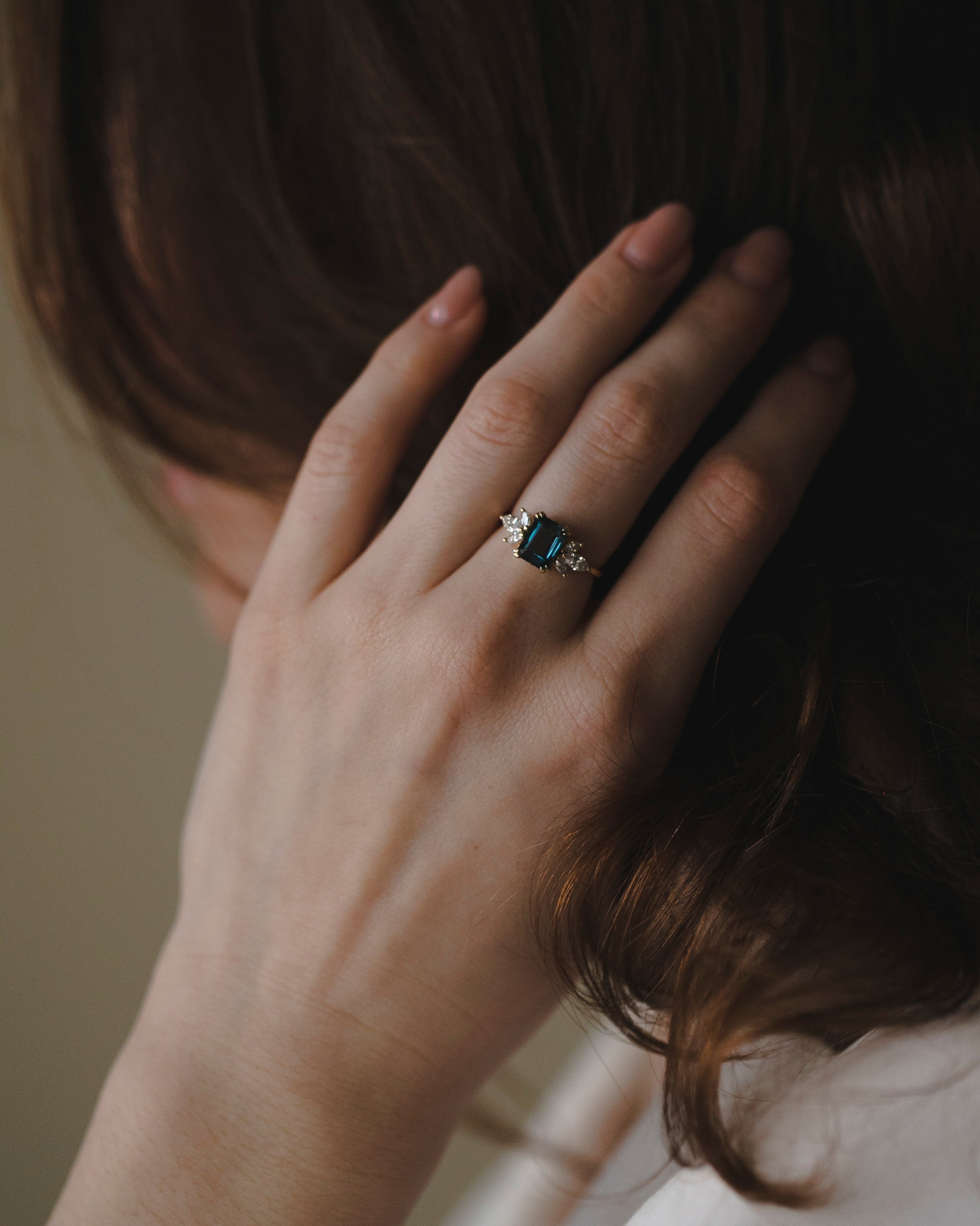 טבעת דפני בלו טופז