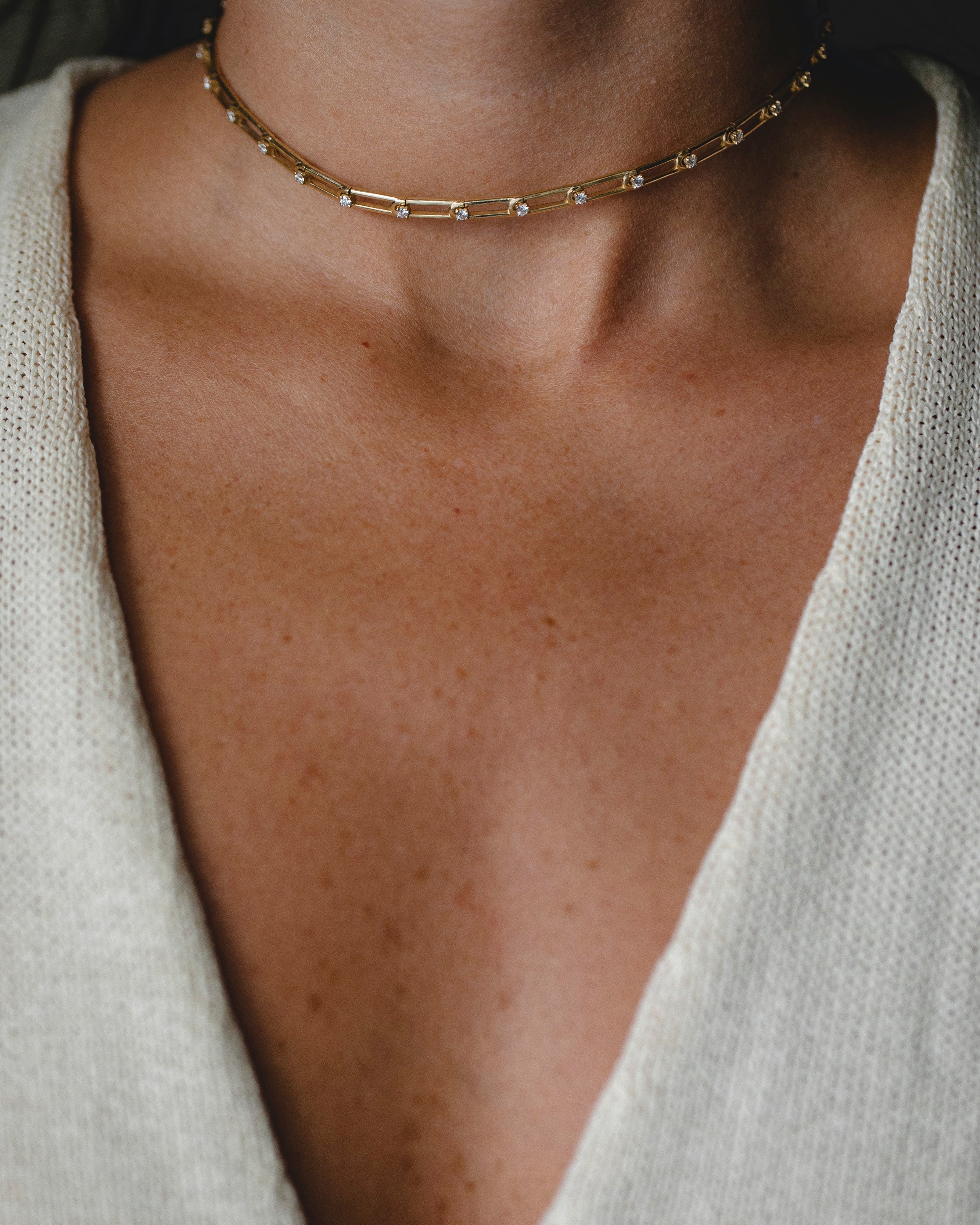 שרשרת צ'וקר 07 יהלומים לבנים