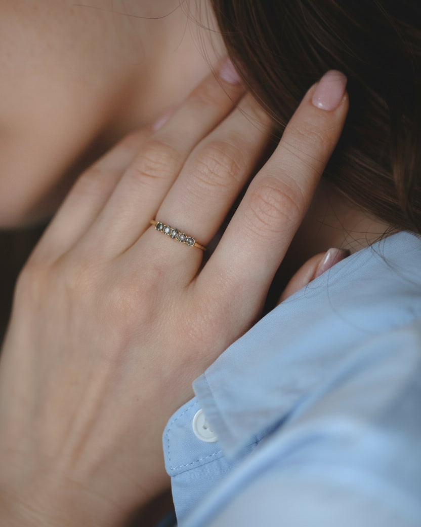 טבעת קנדי יהלומים אפורים