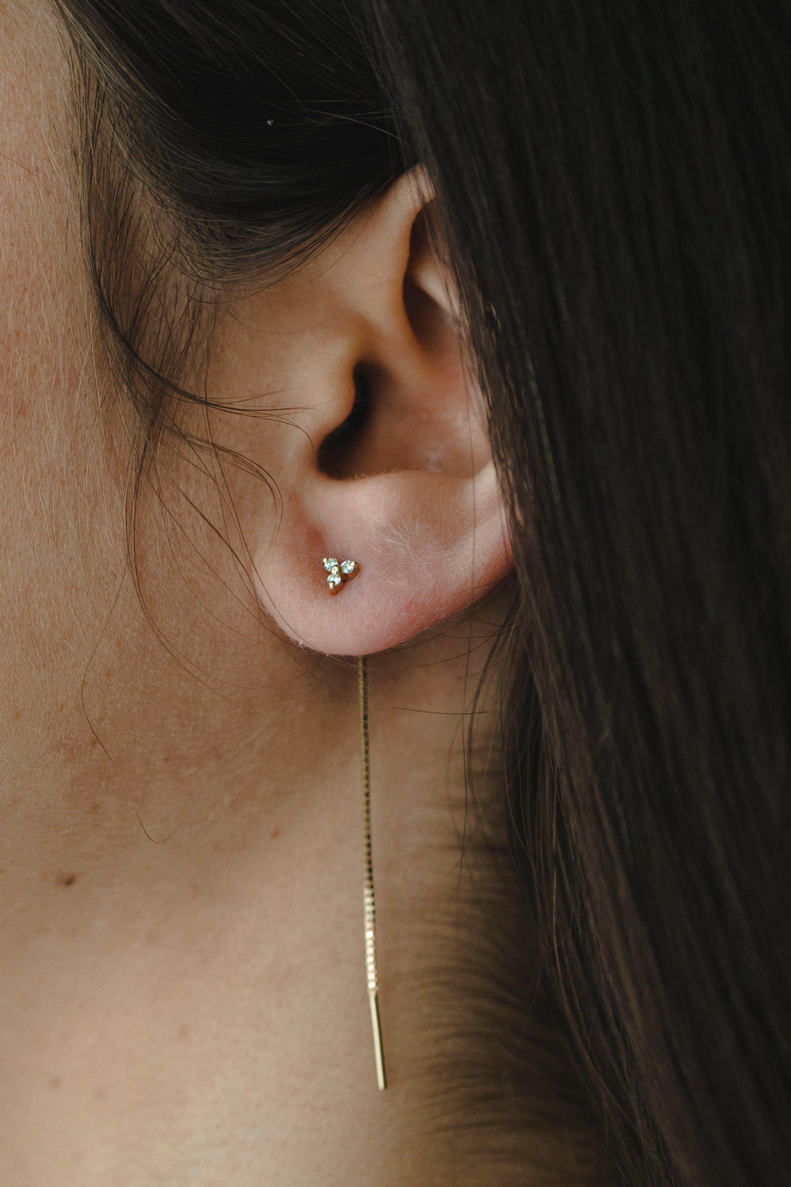 עגיל נוני מיני גרייס יהלומים לבנים