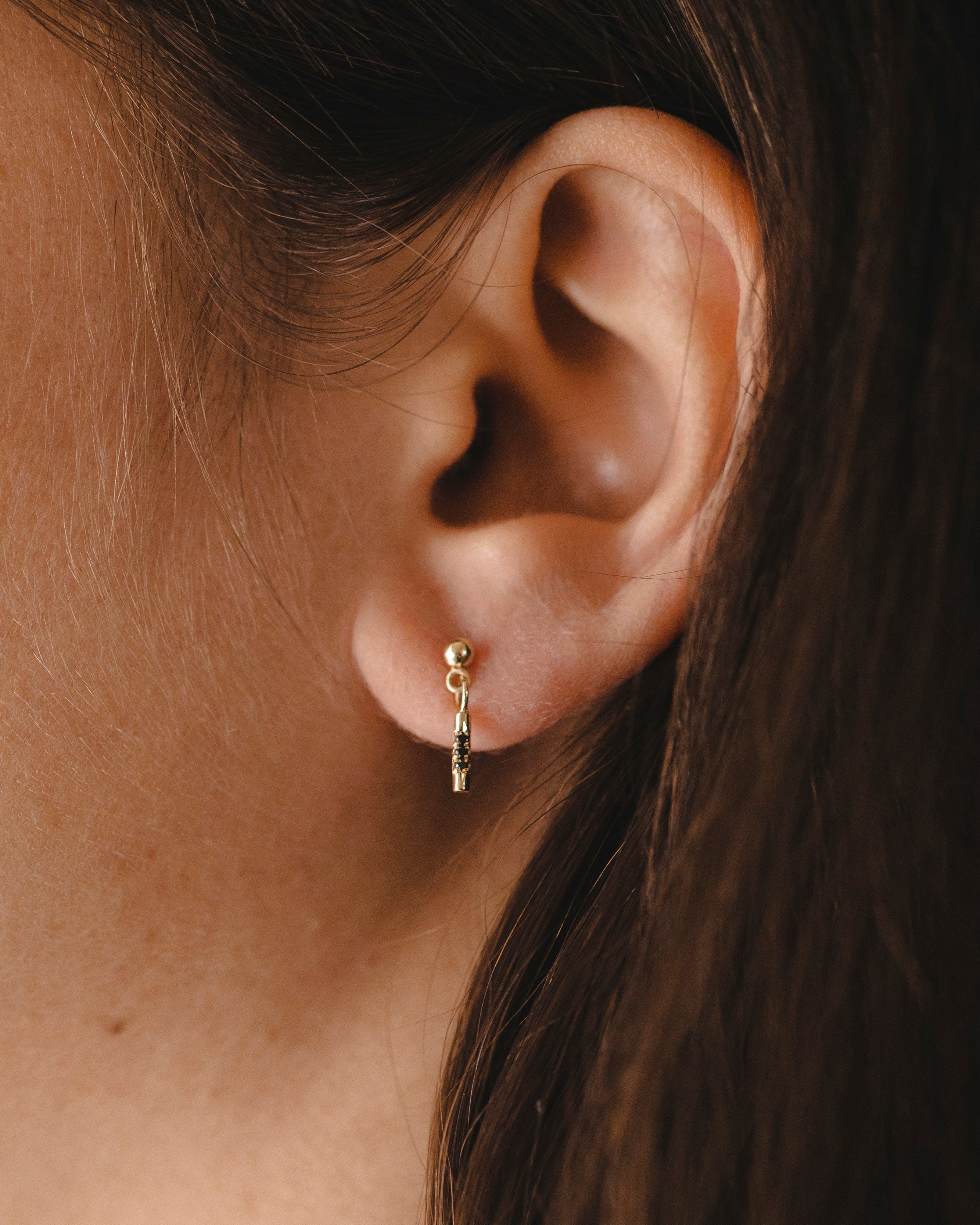 עגיל שאנון יהלומים שחורים