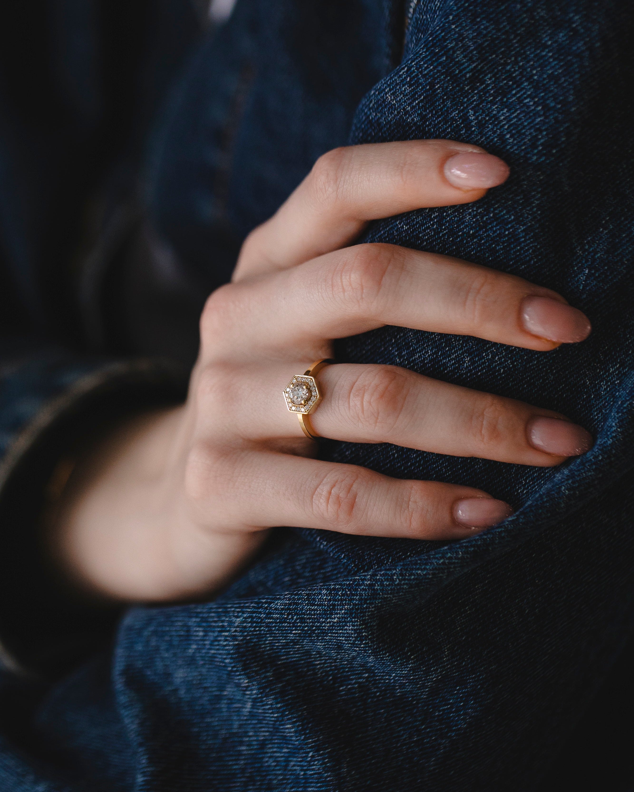 טבעת איימי עם יהלום 5 מ"מ