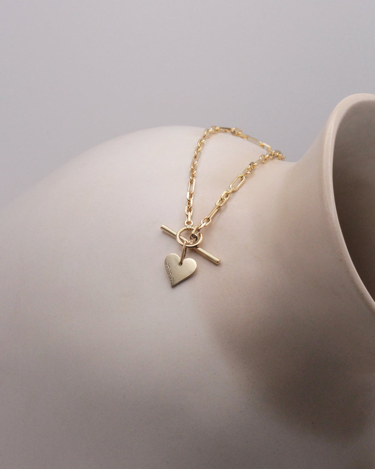 צמיד ולנטיין עם חריטה