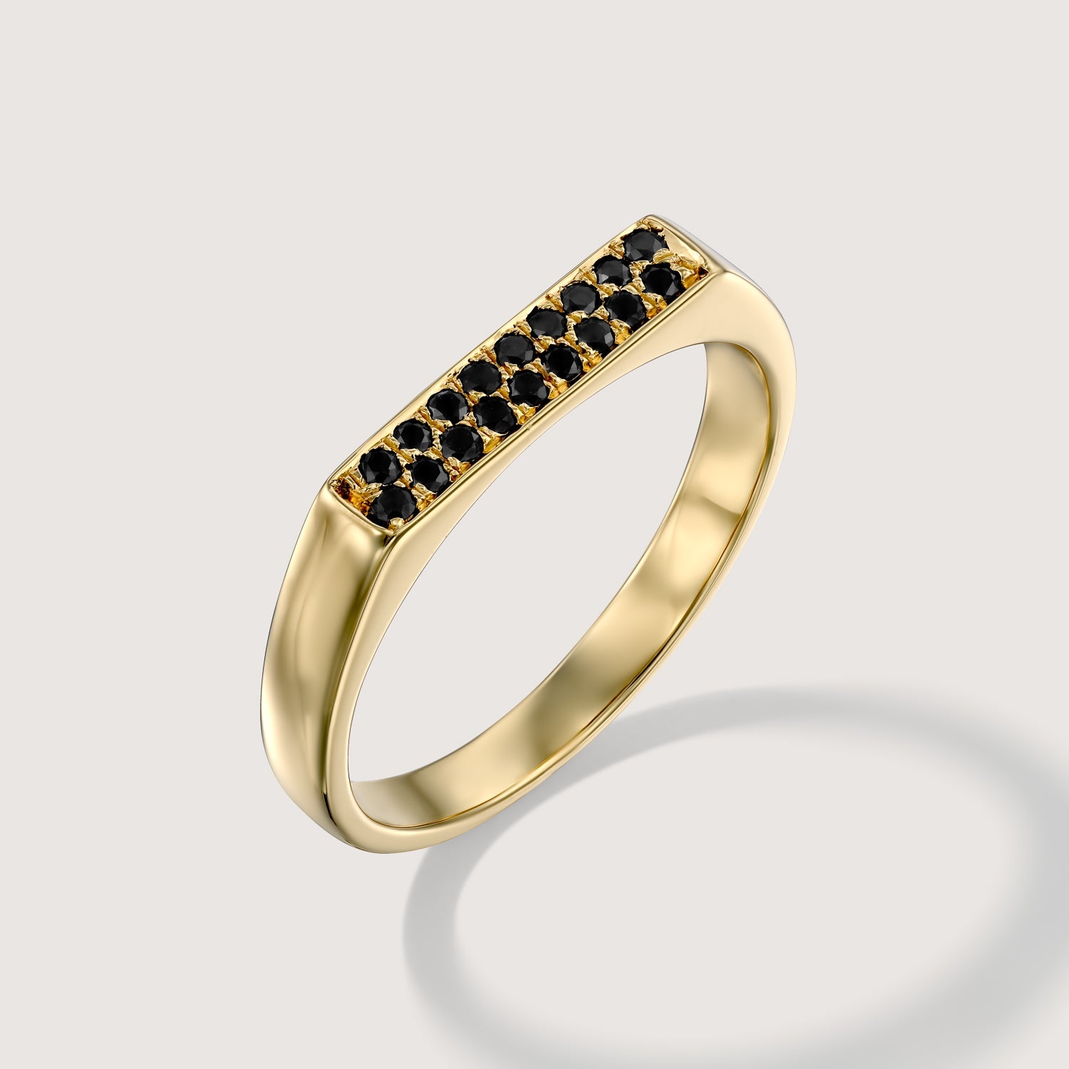 טבעת שרלוט יהלומים שחורים - מידה 8.25