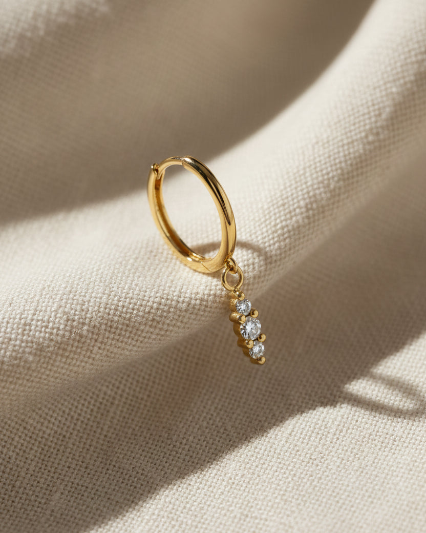 עגיל חישוק קיילי תליון אודרי יהלומים לבנים