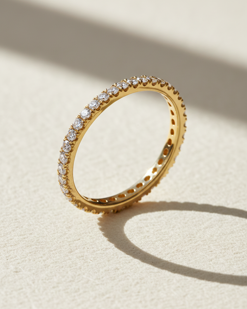 טבעת איטרנטי יהלומים לבנים