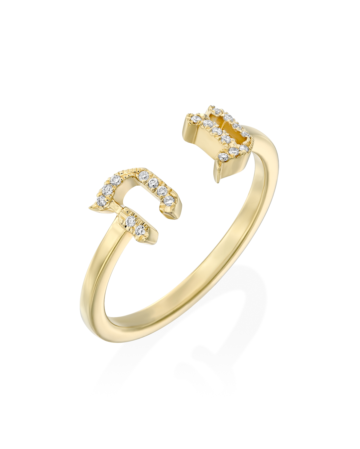 טבעת אותיות פתוחה עם יהלומים לבנים