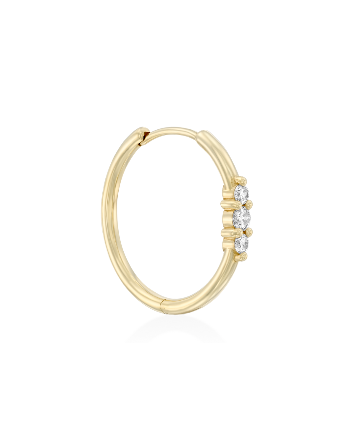 עגיל חישוק אודרי מוגדל עם יהלומים לבנים