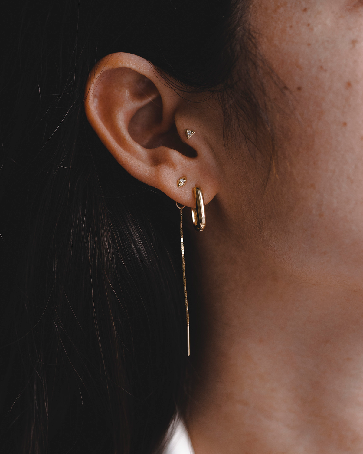 עגיל אגתה יהלום לבן