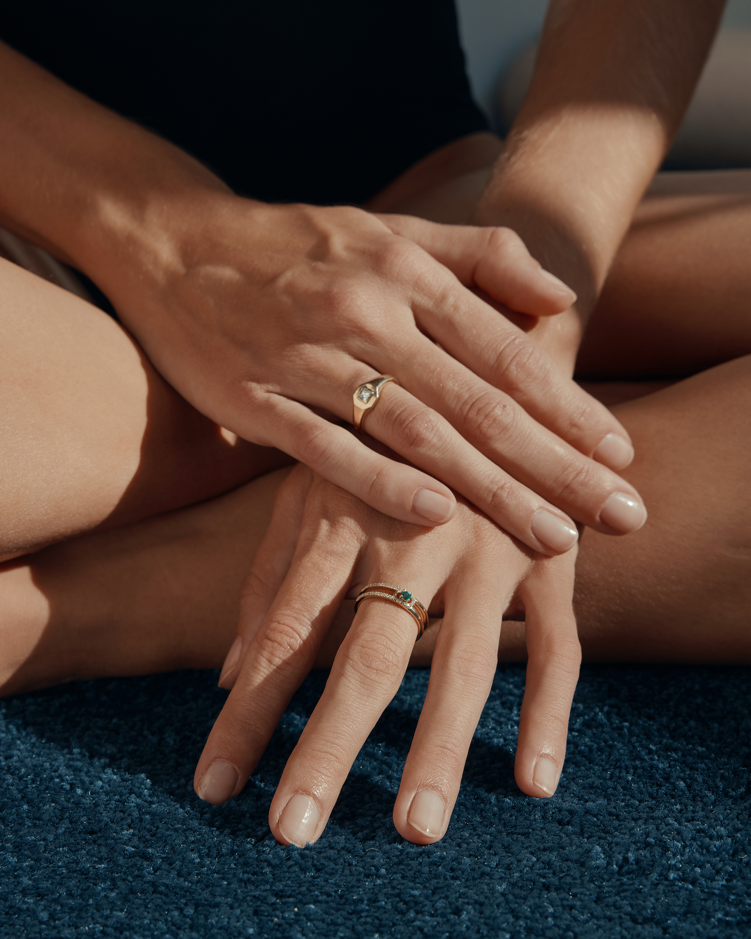 טבעת 06 - אמרלד ויהלומים לבנים