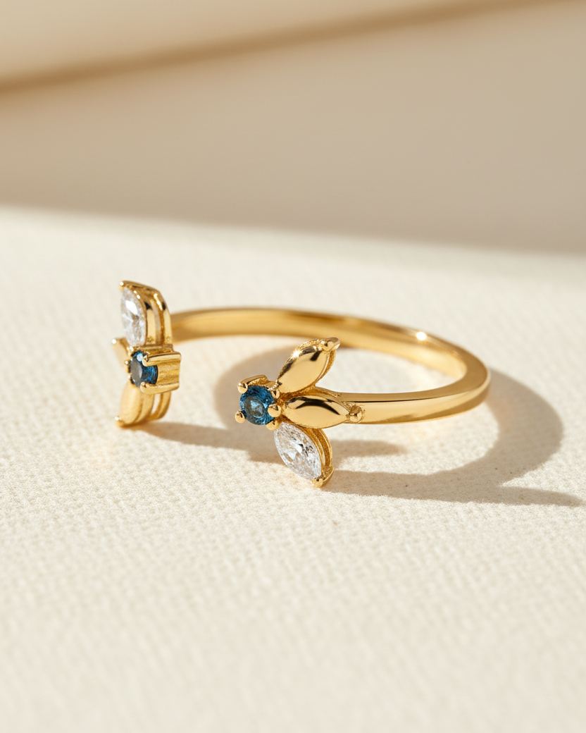 טבעת ז'אן בקו עם בלו טופז ויהלומים