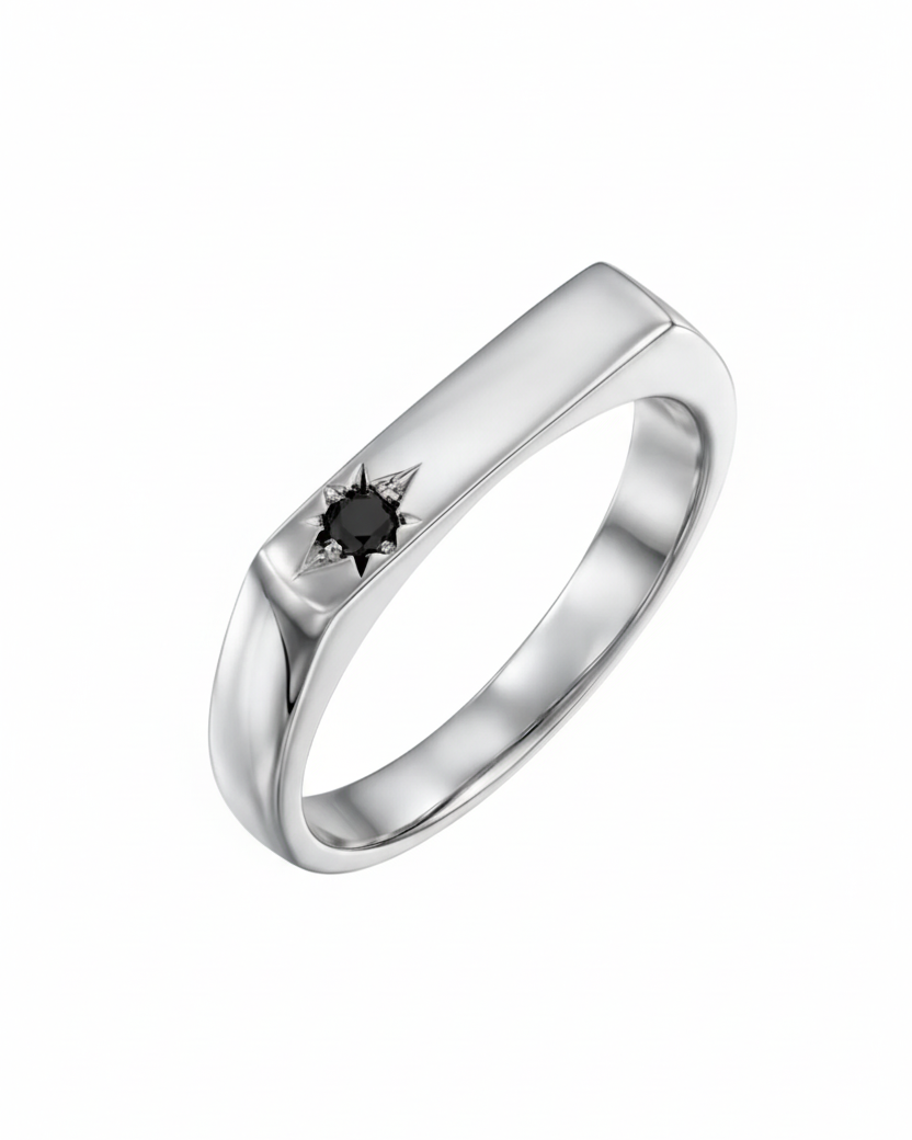 טבעת שרלוט עם יהלום שחור בשיבוץ כוכב