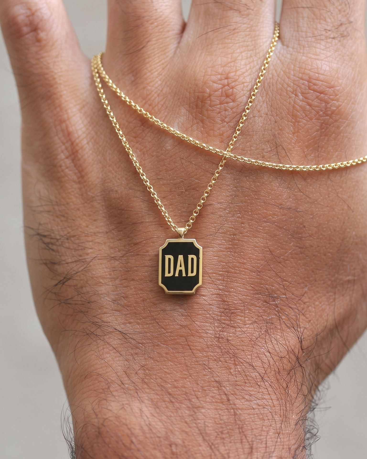 שרשרת DAD \ MOM