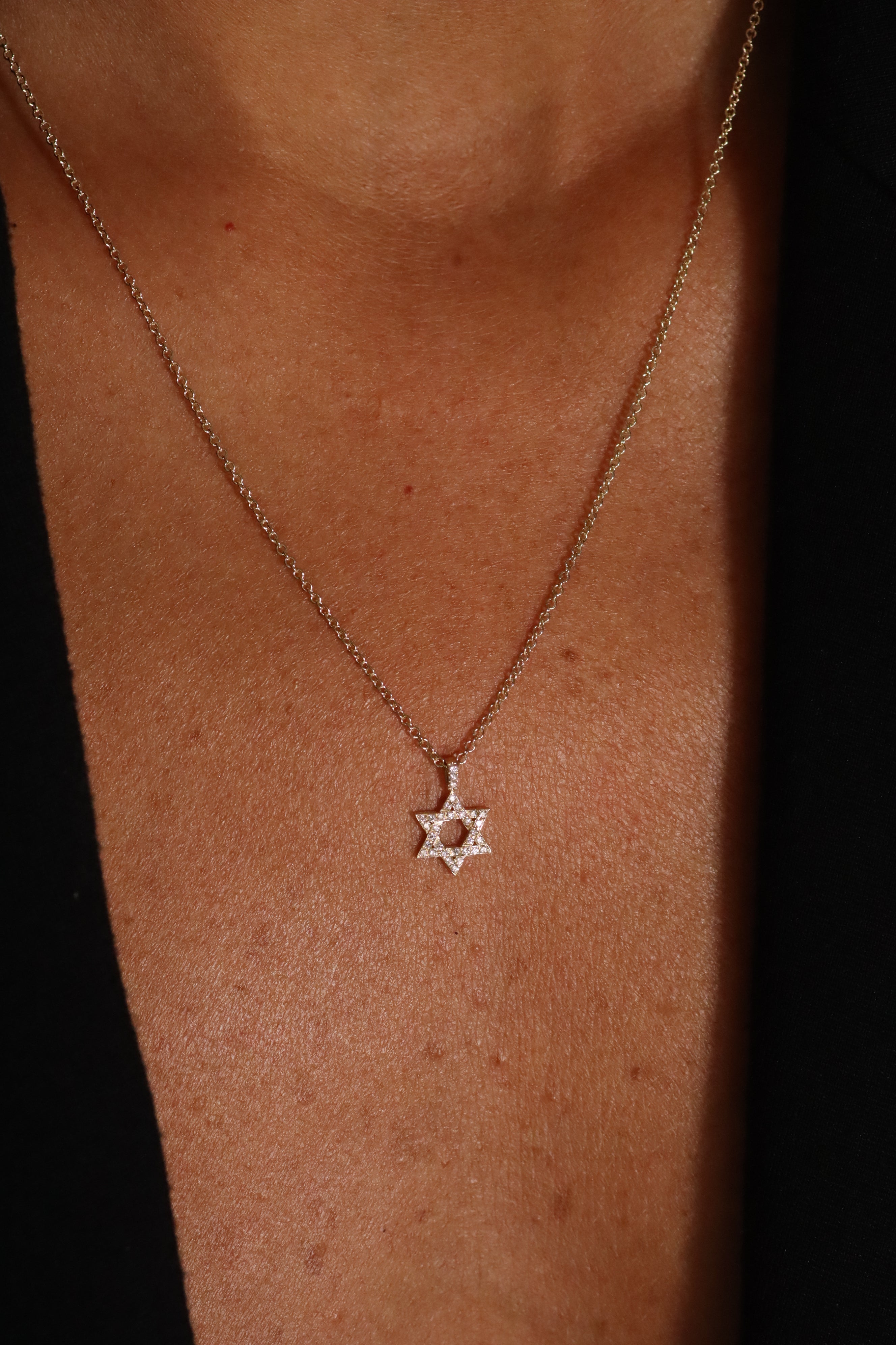 שרשרת מגן דוד יהושוע משובץ יהלומים קטן