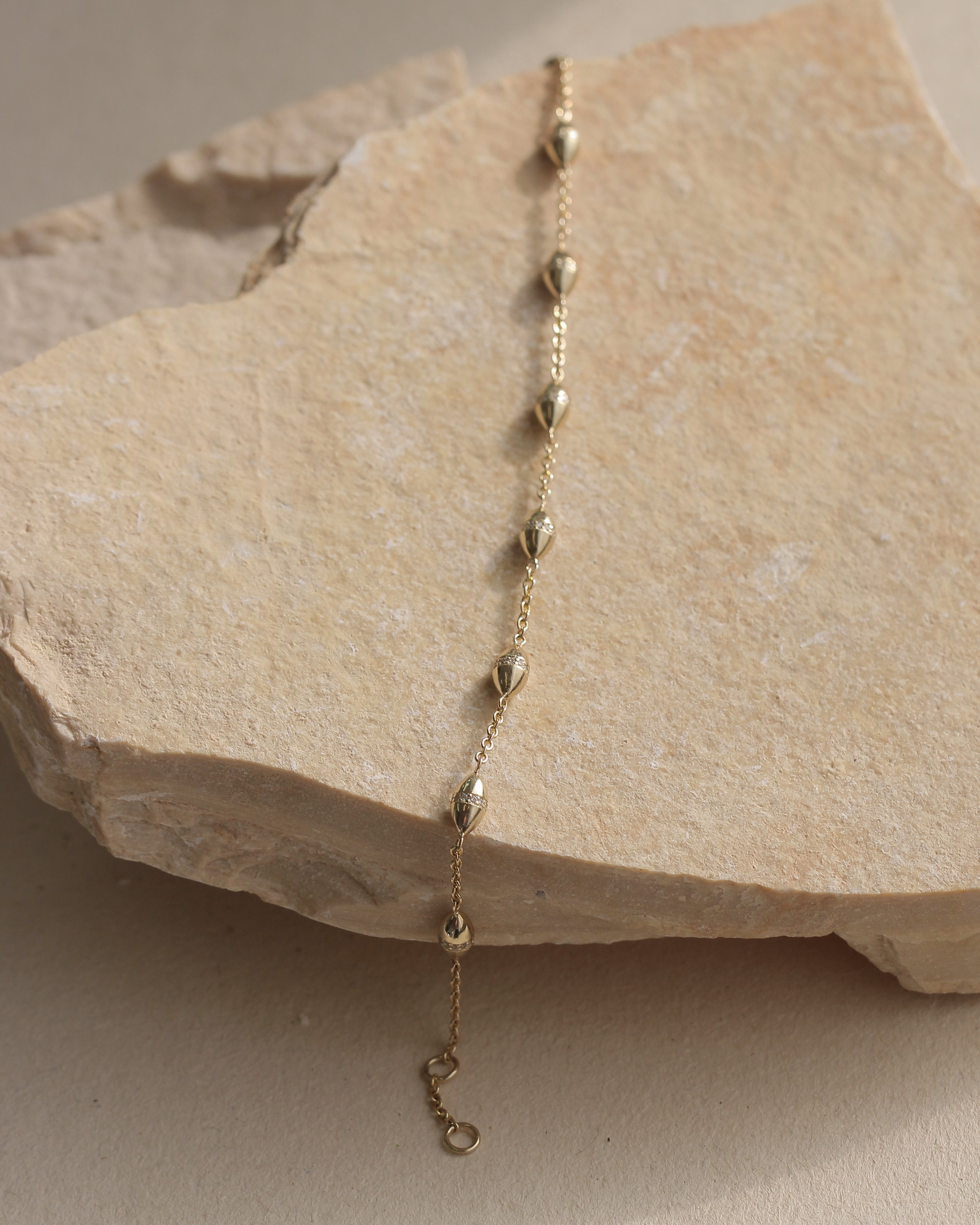 צמיד זהב ארקוקו יהלומים לבנים