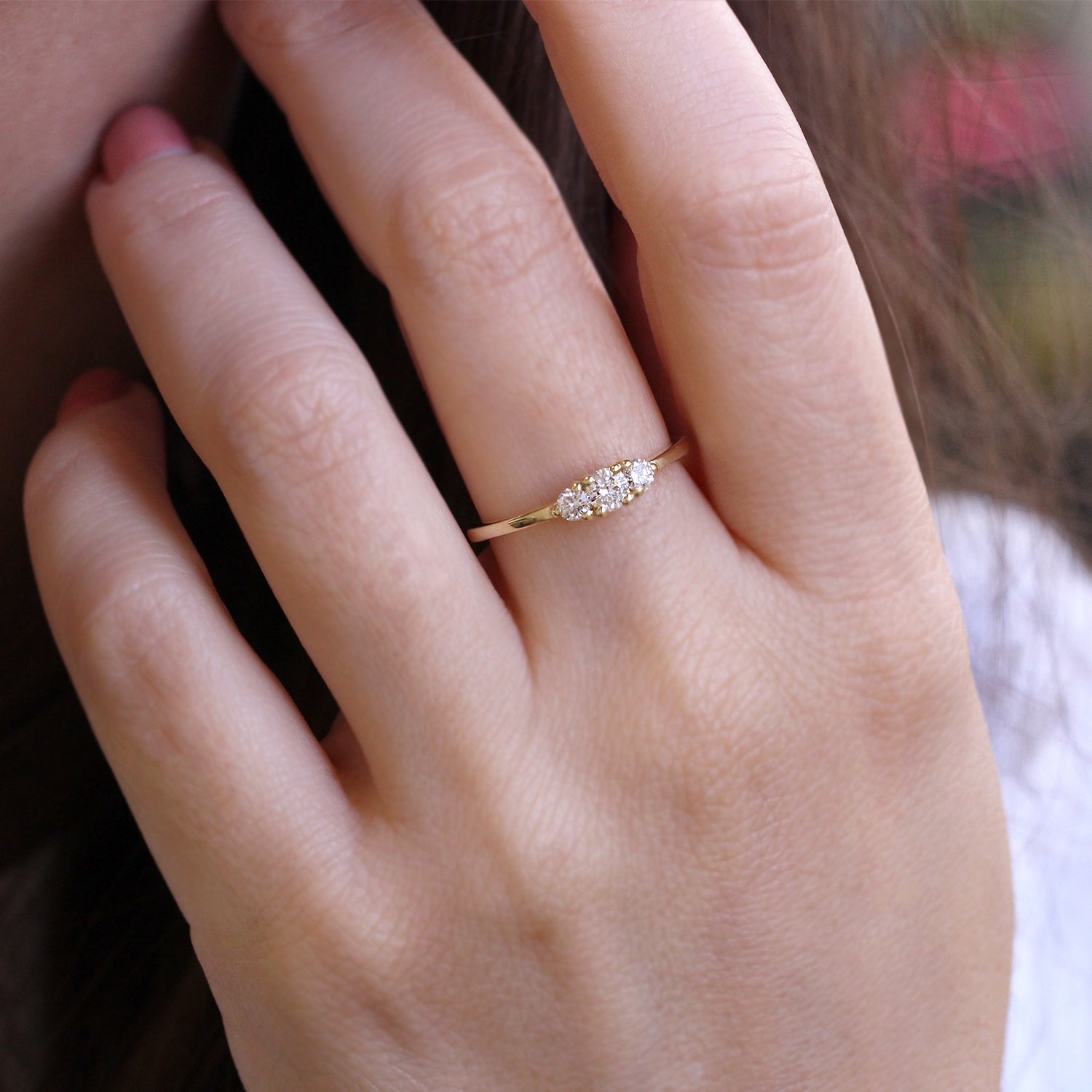 טבעת אודרי יהלומים לבנים 3.5 מ"מ