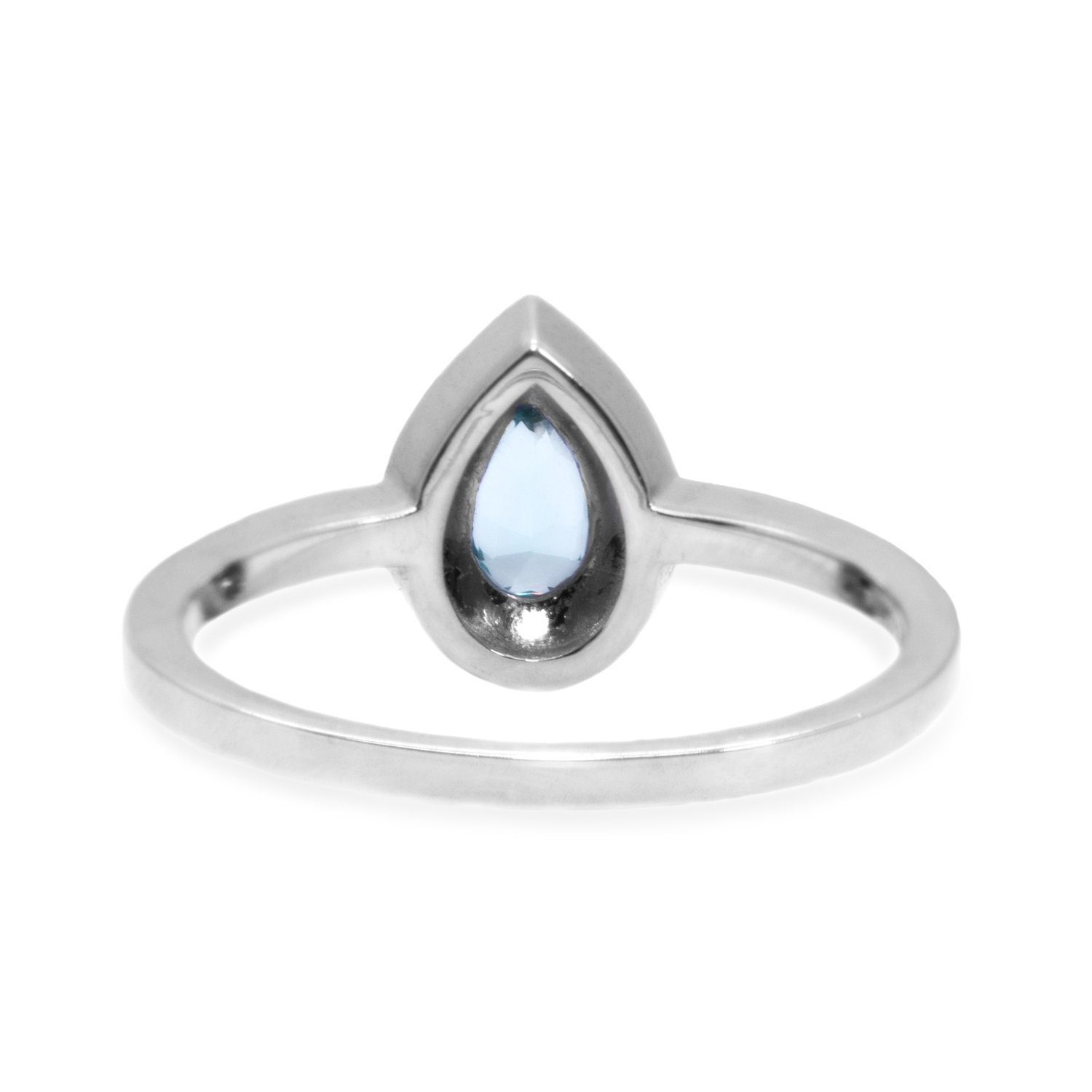 white gold engagement ring with aquamarine and diamonds